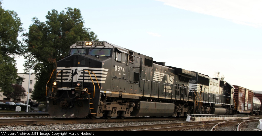 NS 9974 leads train 159 southbound